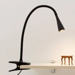 Lindby Lampada Con Morsetto A LED Baris Nera Delicata