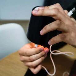 Elegante Lampada Led Da Tavolo Nera Funzionamento Touch 3 Luminosita' 9 Elegante Lampada Led Da Tavolo Nera Funzionamento Touch 3 Luminosita' -Offerta economica OSRAM || Paulmann || ATMOSPHERA 82797442 3